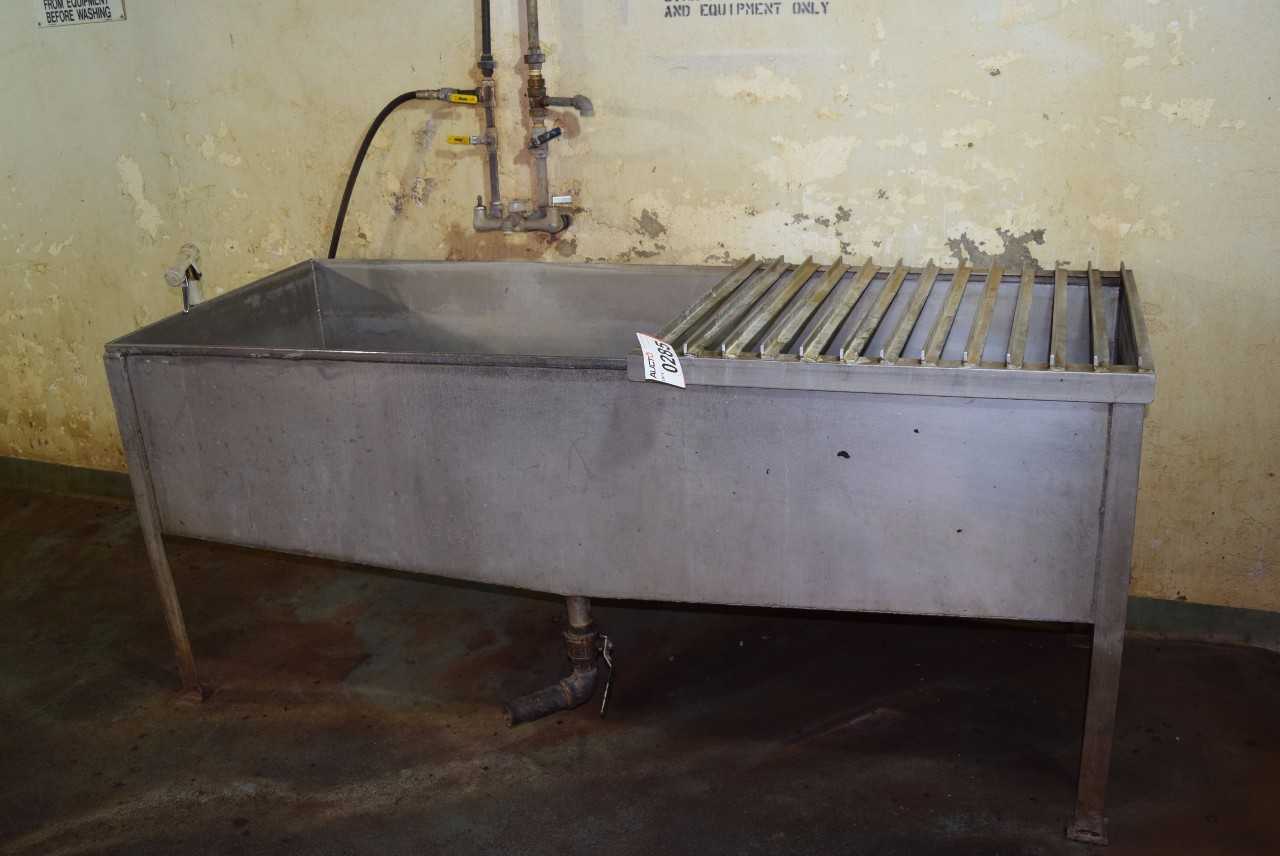STAINLESS WASH TANK (84" X 32" X 20") - MISCELLANEOUS
