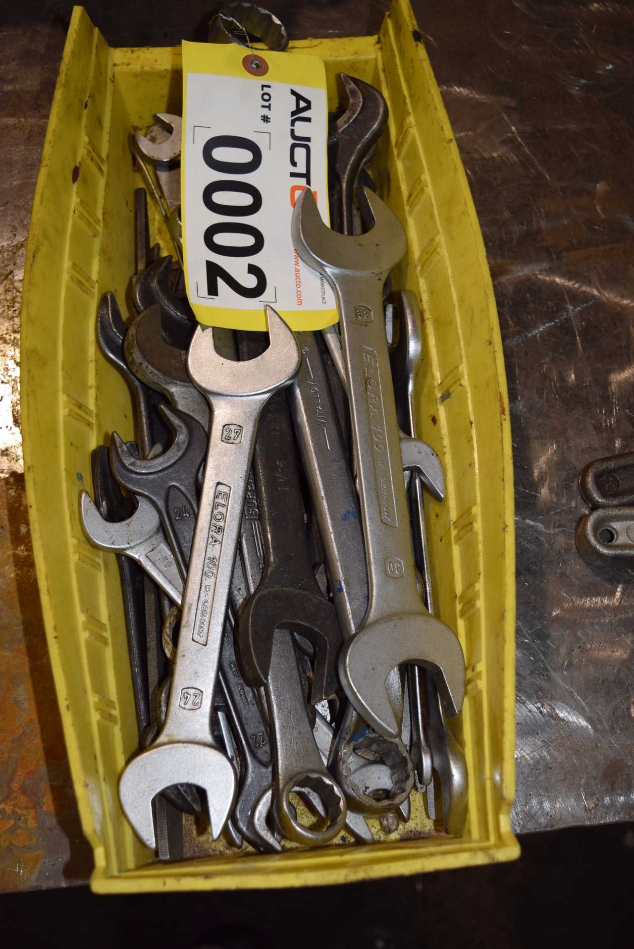 LOT OF CRESCENT WRENCHES - MISCELLANEOUS