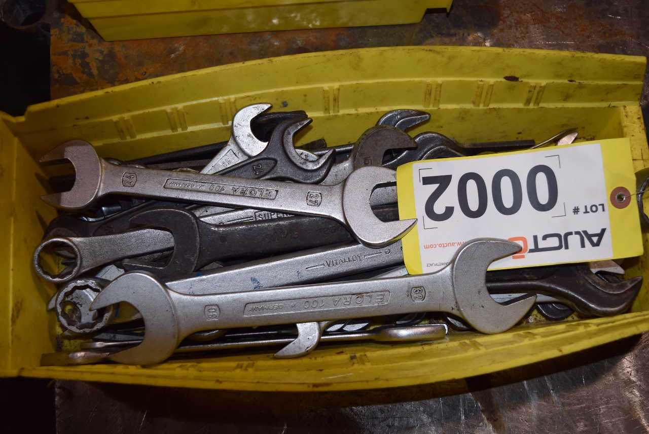 LOT OF CRESCENT WRENCHES - MISCELLANEOUS