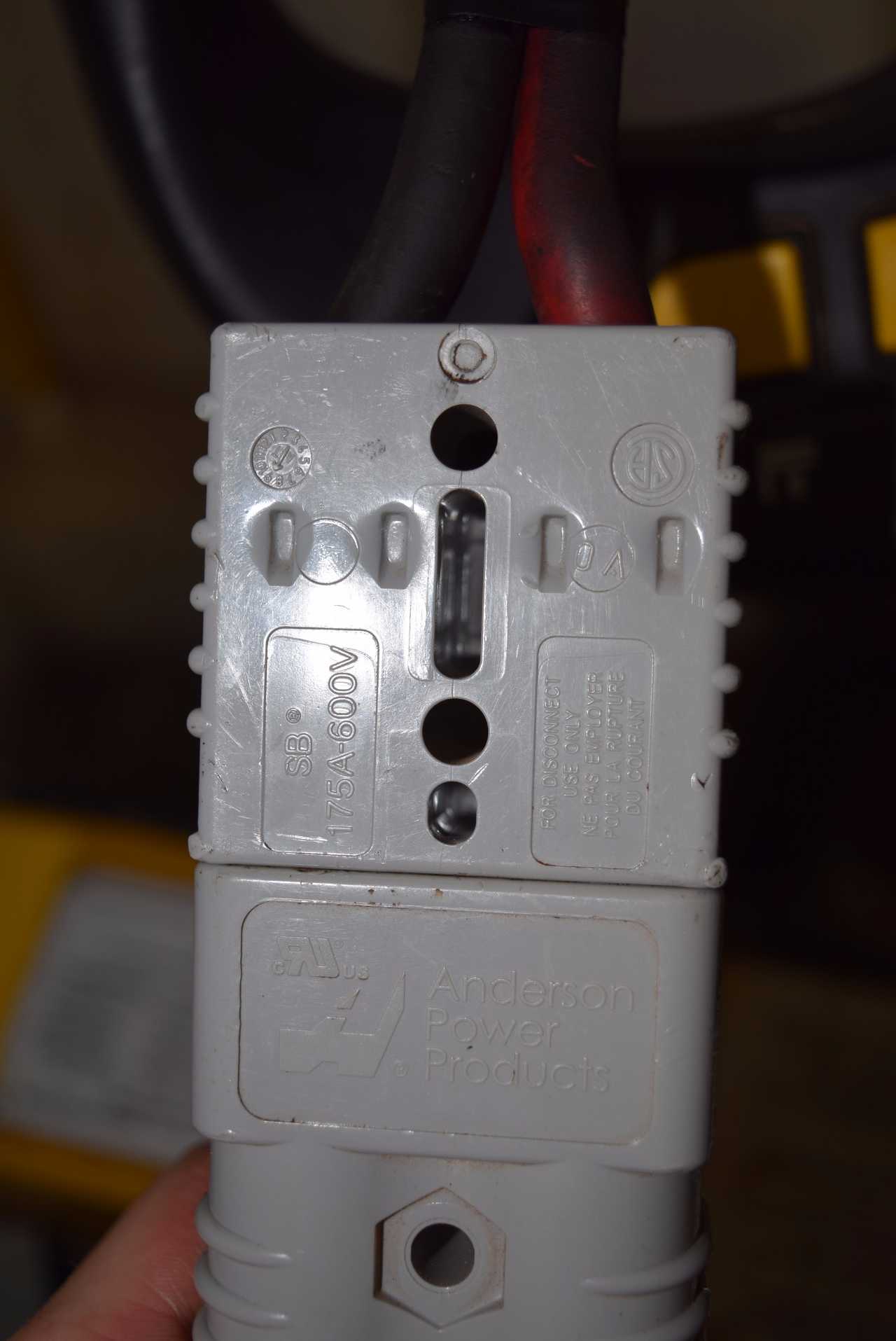 DEKA AUTOMATIC INDUSTRIAL BATTERY CHARGER - MISCELLANEOUS