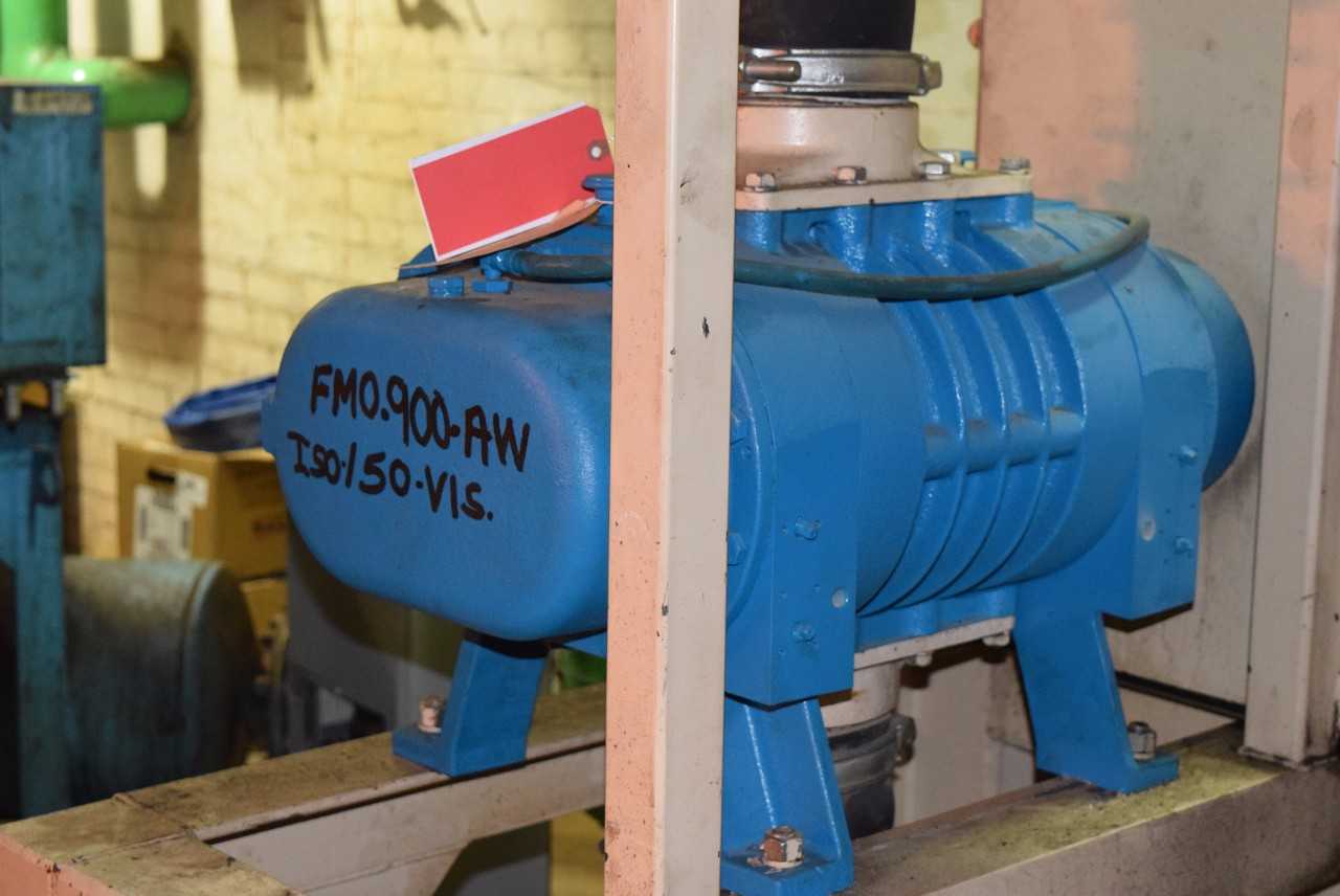 TUTHILL 5511-46L3W BLOWER WITH PACEMAKER 40 HP AC MOTOR - MISCELLANEOUS