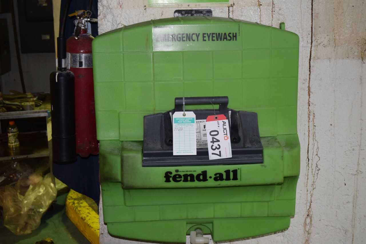 SPERIAN EMERGENCY EYEWASH STATION FENDALL PURE FLOW 1000 - MISCELLANEOUS