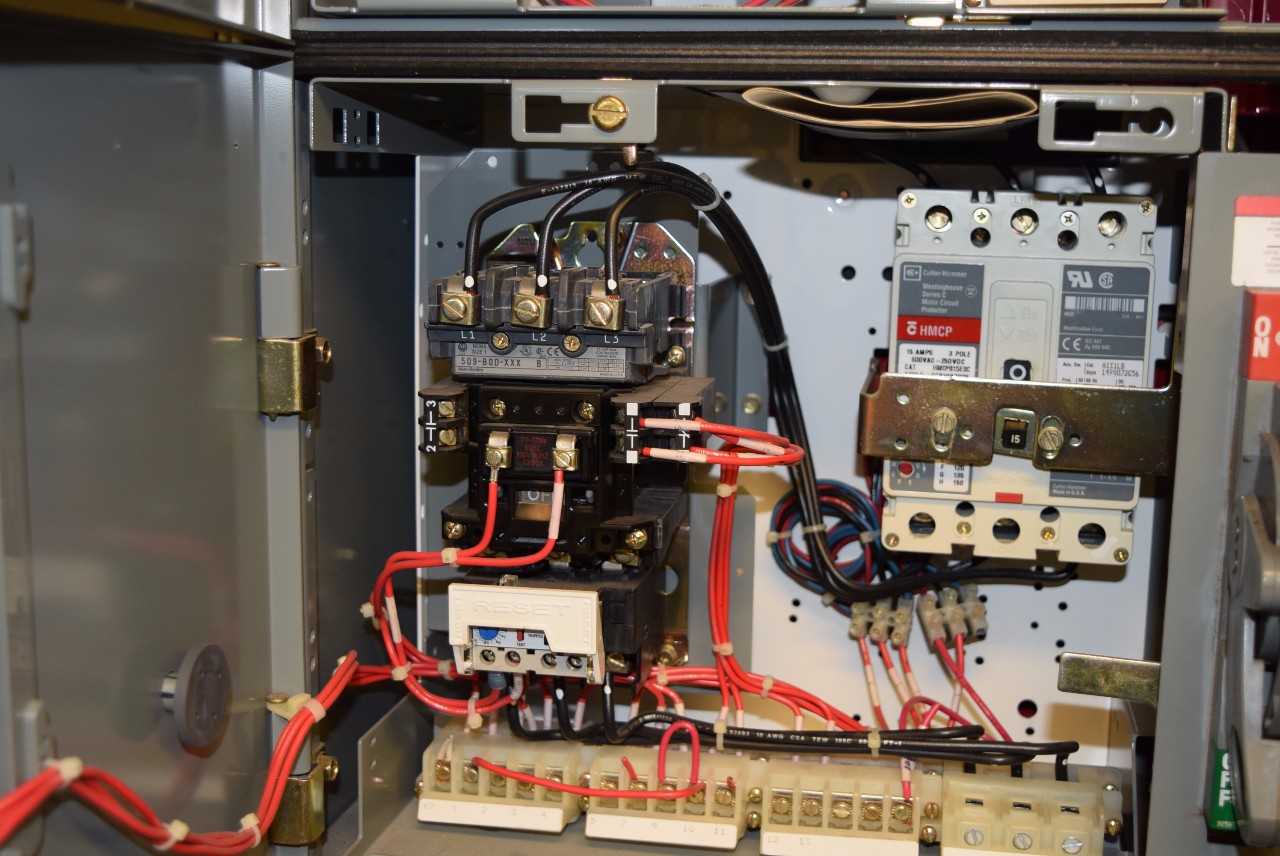 9 SECTIONS OF ALLEN BRADLEY 2100 CENTERLINE MOTOR CONTROL CENTER - MISCELLANEOUS