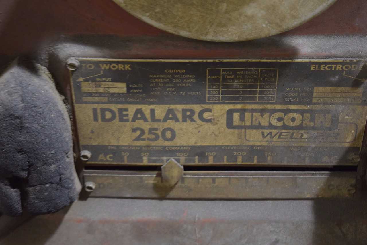 LINCOLN IDEALARC 250 MODEL 250-250 WELDER - MISCELLANEOUS