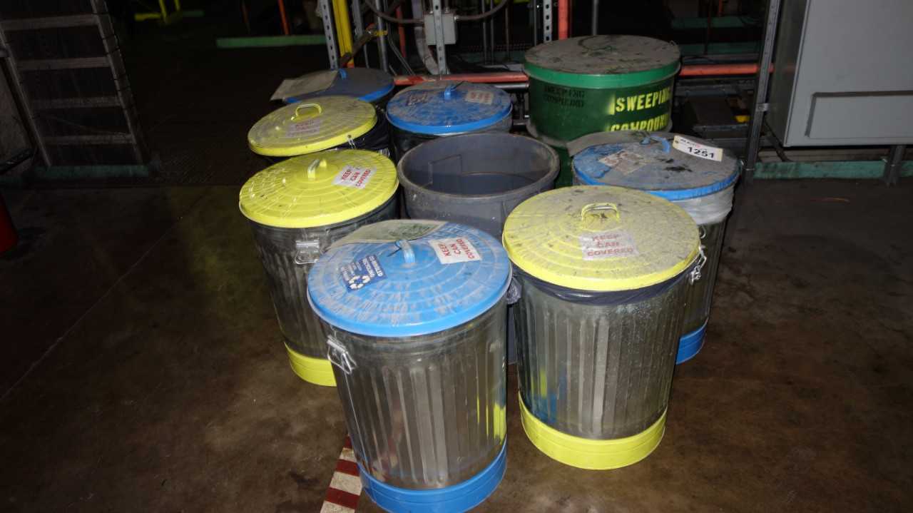 LOT OF 9 GARBAGE CANS - WASTE BINS
