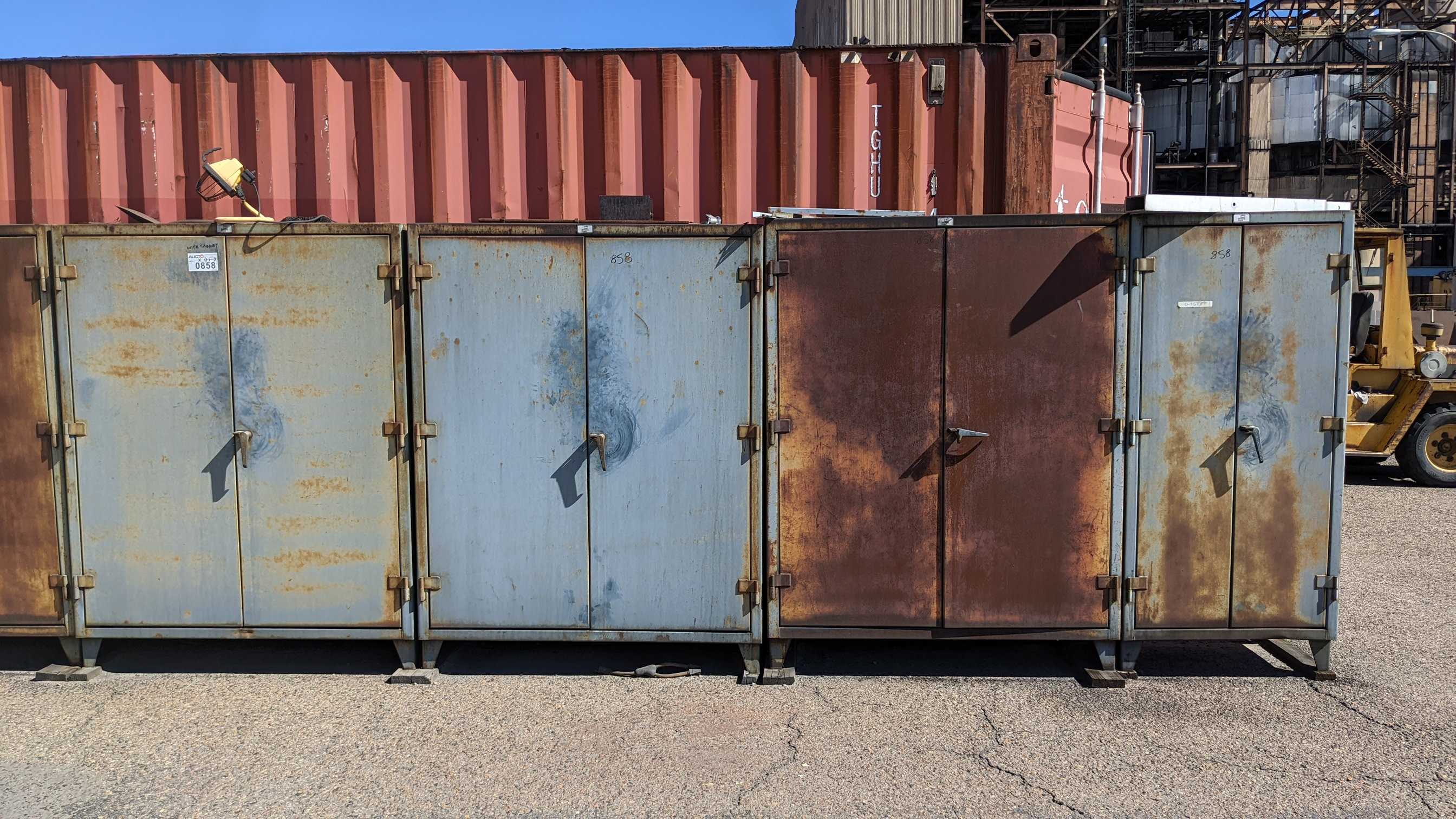 LOT OF FOUR CABINETS WITH CONTENTS - INDUSTRIAL PARTS LOT OF FOUR CABINETS WITH CONTENTS - INDUSTRIAL PARTS