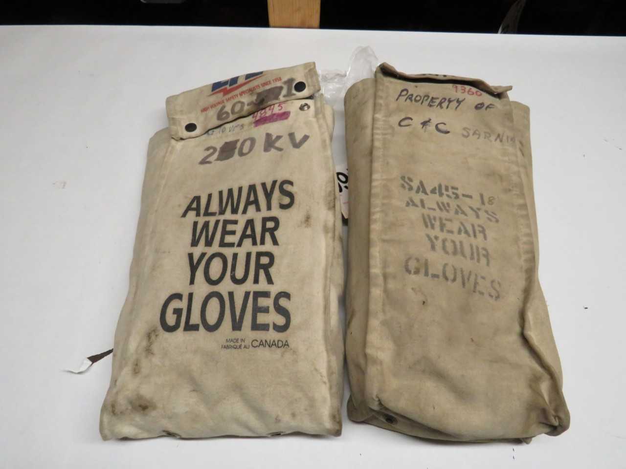 2 PAIRS LTL CLASS 2 TYPE 1 D120 SIZE 10 HIGH VOLTAGE ELECTRICAL GLOVES - SAFETY EQUIPMENT