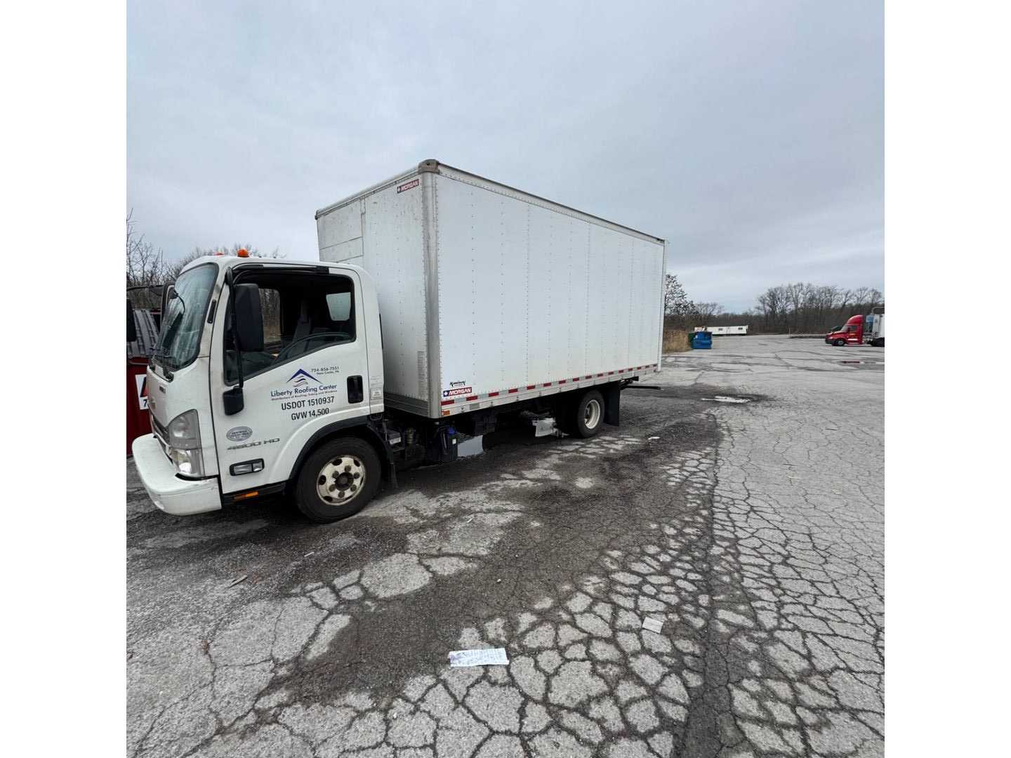 2017 CHEVROLET 4500 HD STRAIGHT CARGO TRUCK