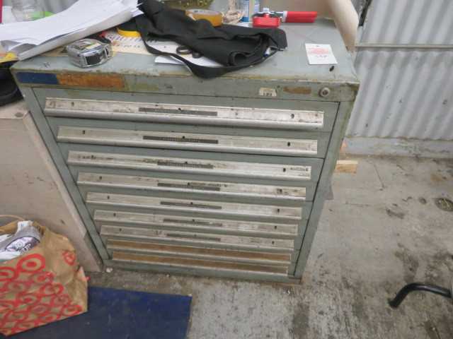 9 Drawer Stanley Vidmar and contents - MISCELLANEOUS