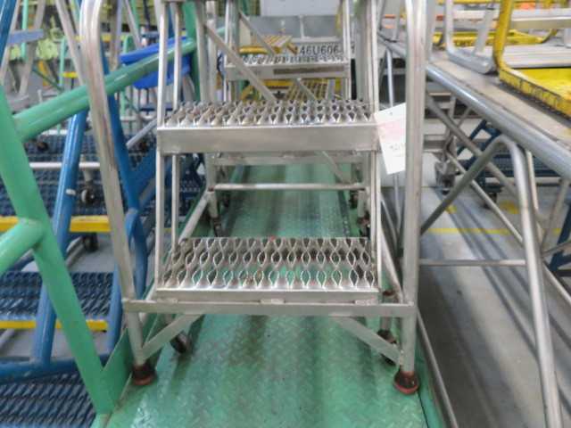 Aluminum Step on Wheels - MISCELLANEOUS