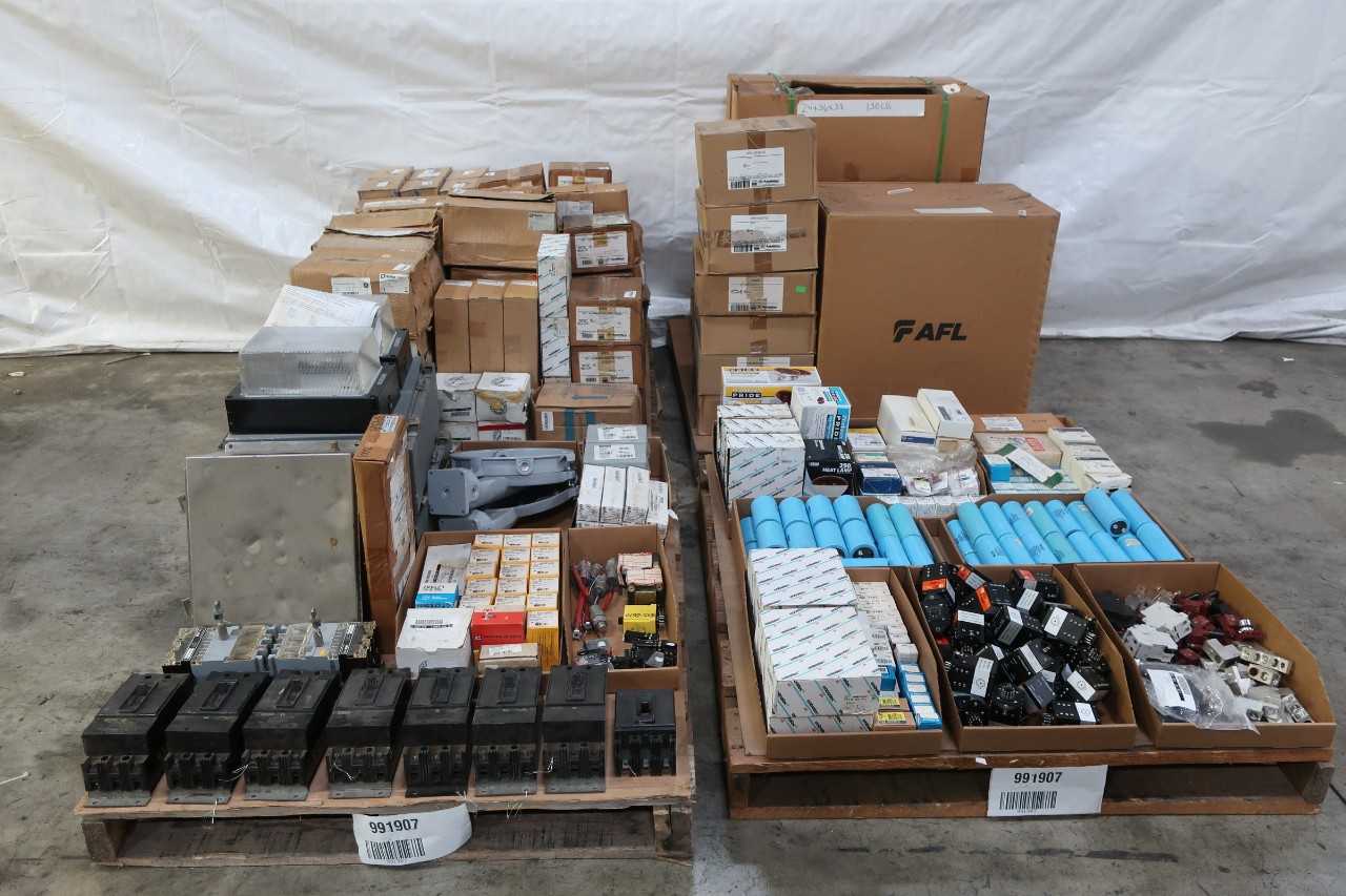 4 PALLETS OF ASSORTED ELECTRICAL - ELECTRICAL COMPONENTS