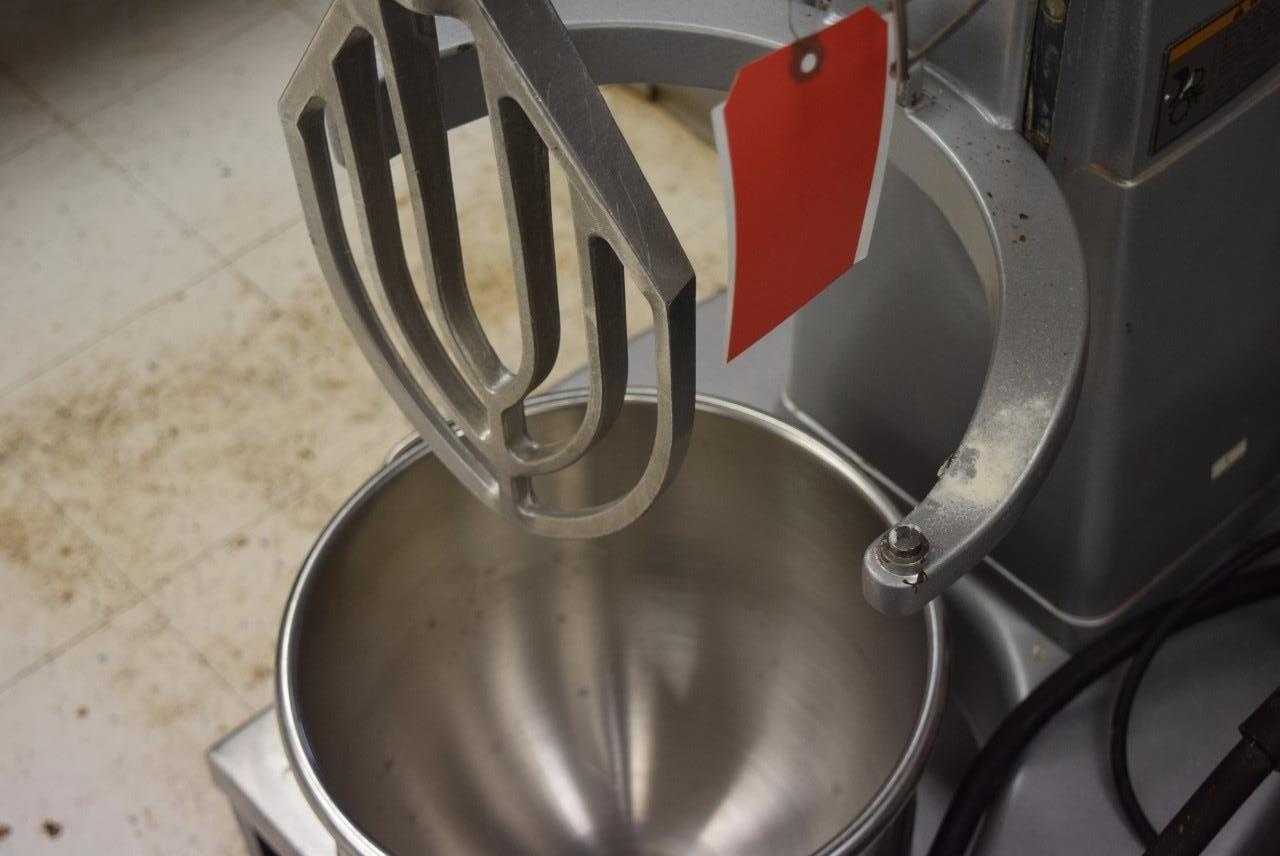 HOBART HL200-10STD MIXER JACKETED MIXER BOWL AND ATTACHMENT - MISCELLANEOUS