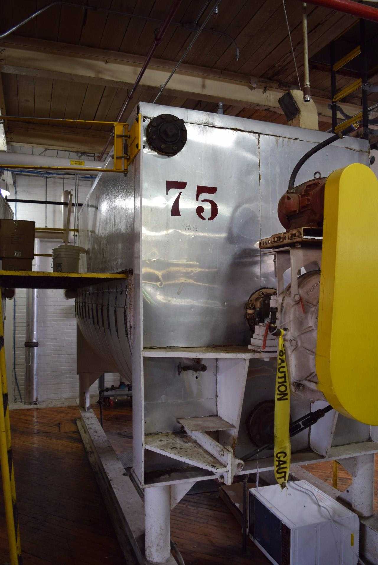 MCCARTER INSULATED BOTTOM JACKETED STEEL TANK 75 WITH AGITATOR - MISCELLANEOUS