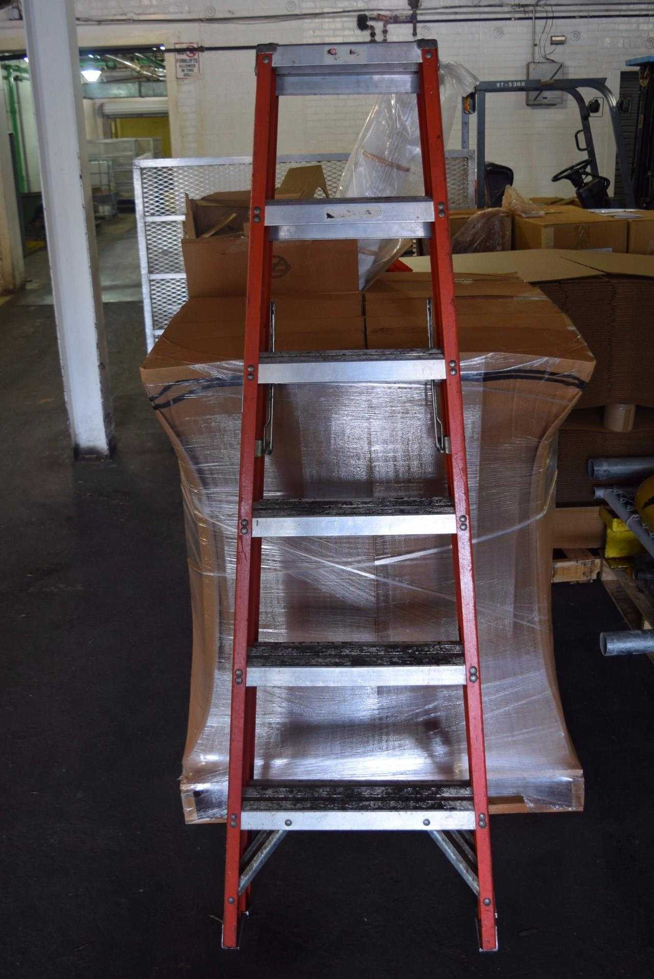 5 STEP LADDER - MISCELLANEOUS 5 STEP LADDER - MISCELLANEOUS