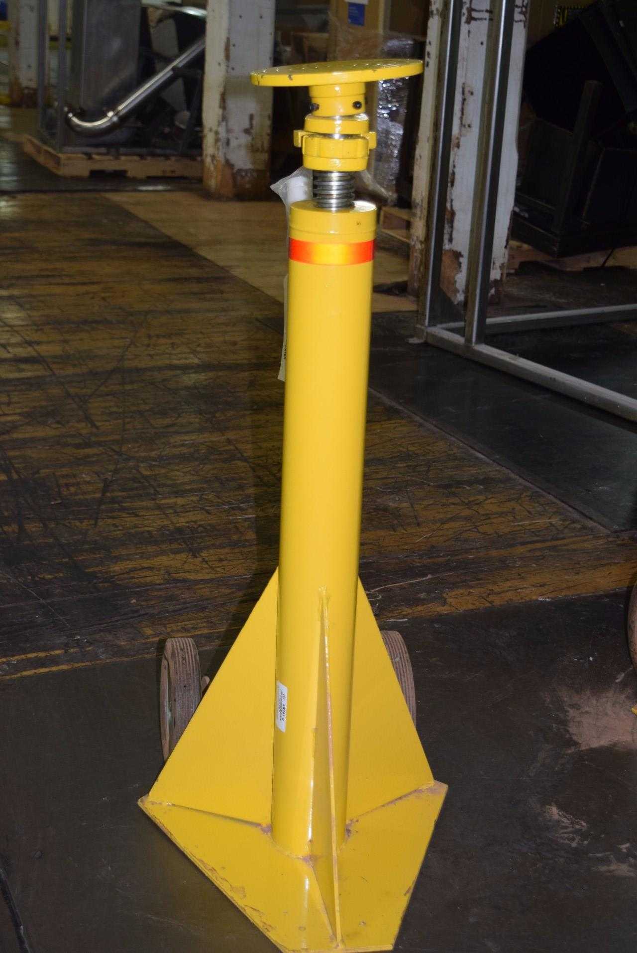 TRAILER STABILIZING JACK MODEL 4W287G - MISCELLANEOUS