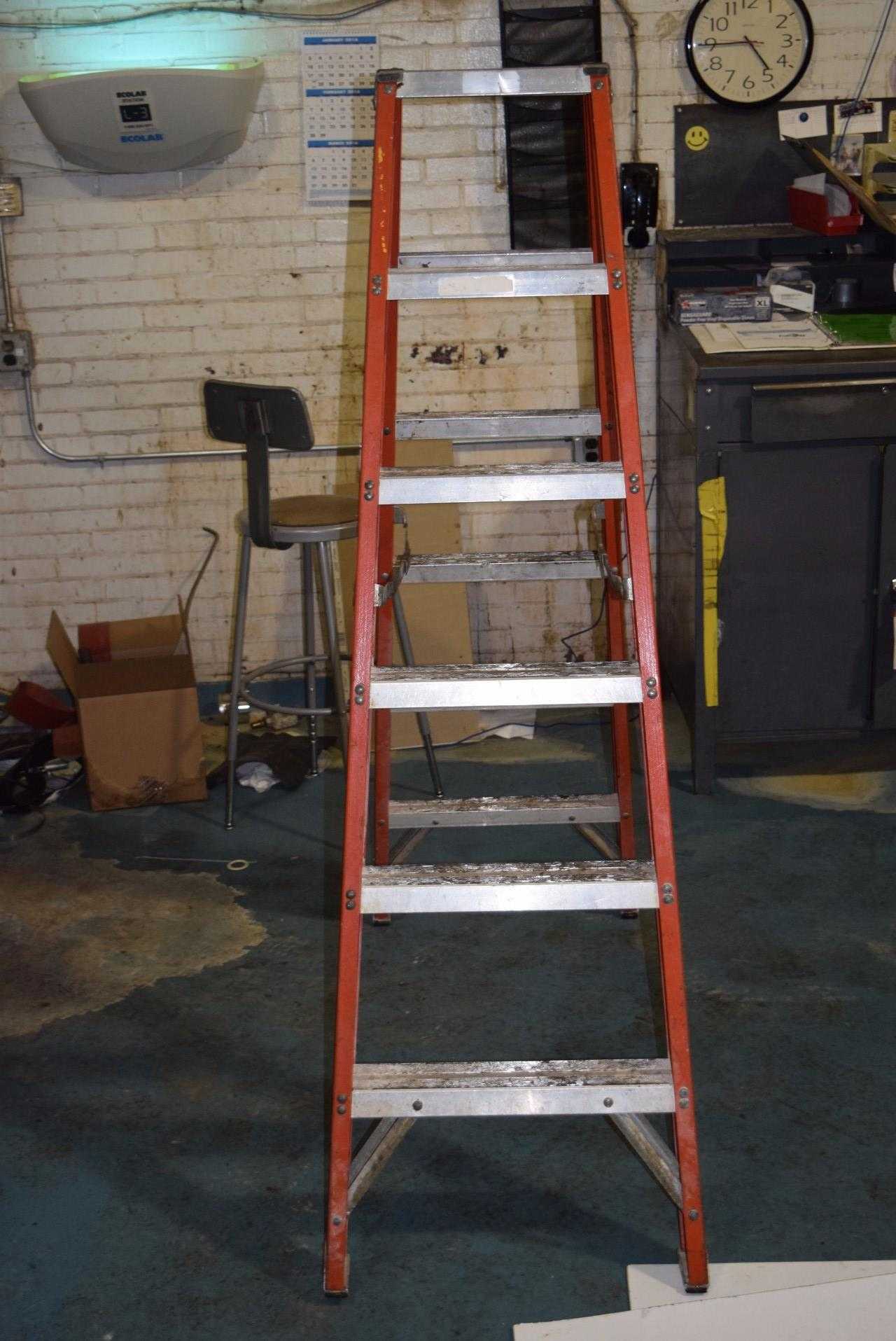 5 STEP LADDER - MISCELLANEOUS 5 STEP LADDER - MISCELLANEOUS
