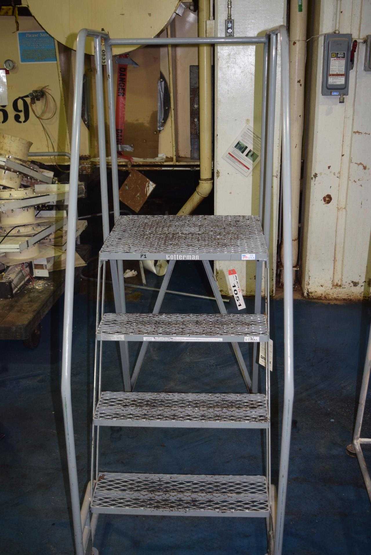 COTTERMAN 4 STEP ROLLING LADDER - MISCELLANEOUS COTTERMAN 4 STEP ROLLING LADDER - MISCELLANEOUS