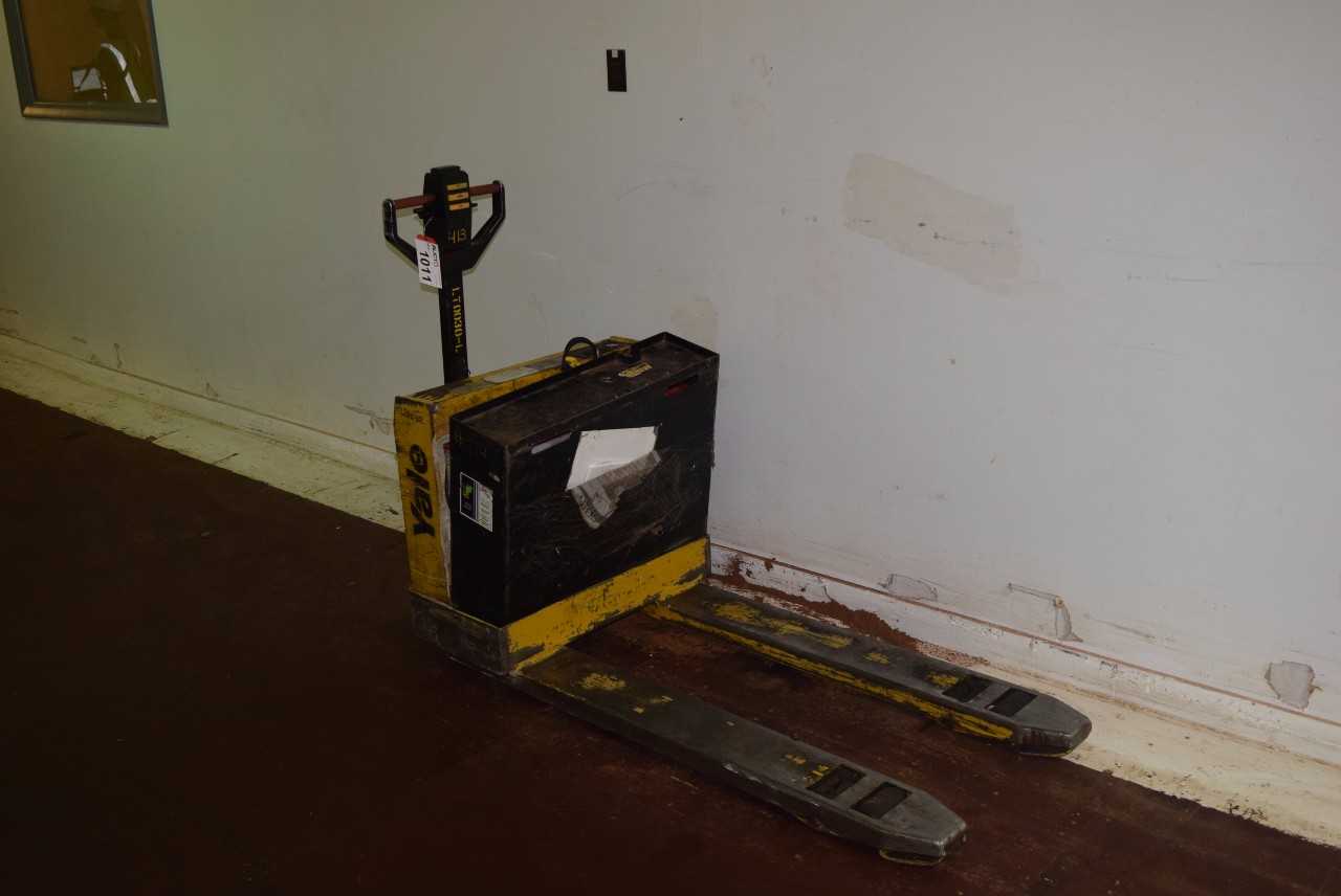 YALE MPB040-EN24T2748 4000 LBS. CAPACITY ELECTRIC PALLET JACK (DELAYED REMOVAL) - MISCELLANEOUS