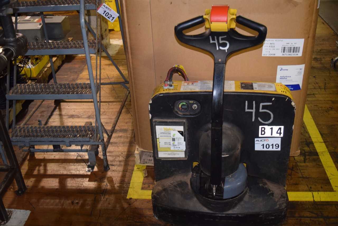 YALE MPB040-EN24T2748 4000 LBS. CAPACITY ELECTRIC PALLET JACK (DELAYED REMOVAL) - MISCELLANEOUS