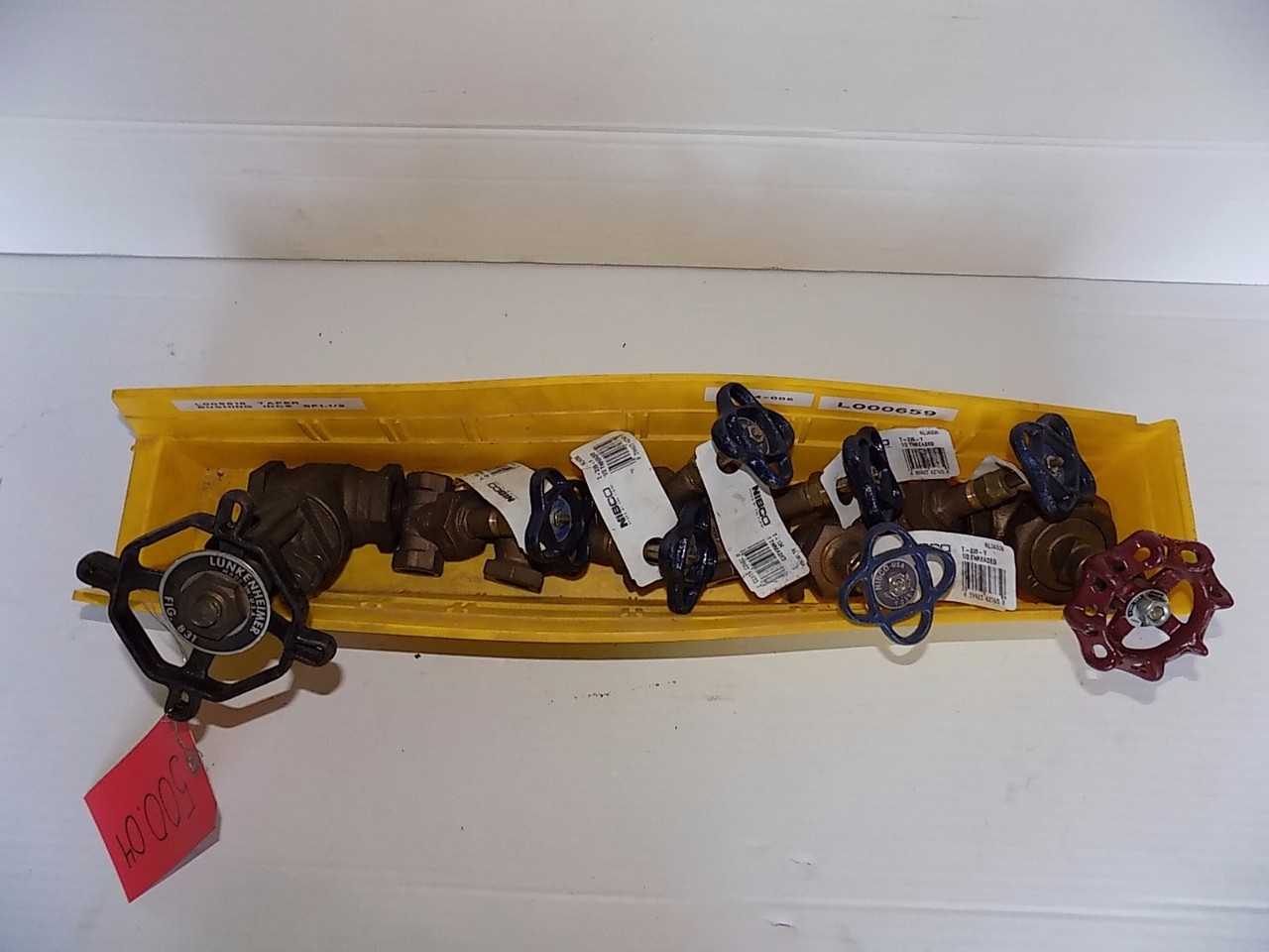 LOT OF 8 BRASS THREADED VALVES - MISCELLANEOUS