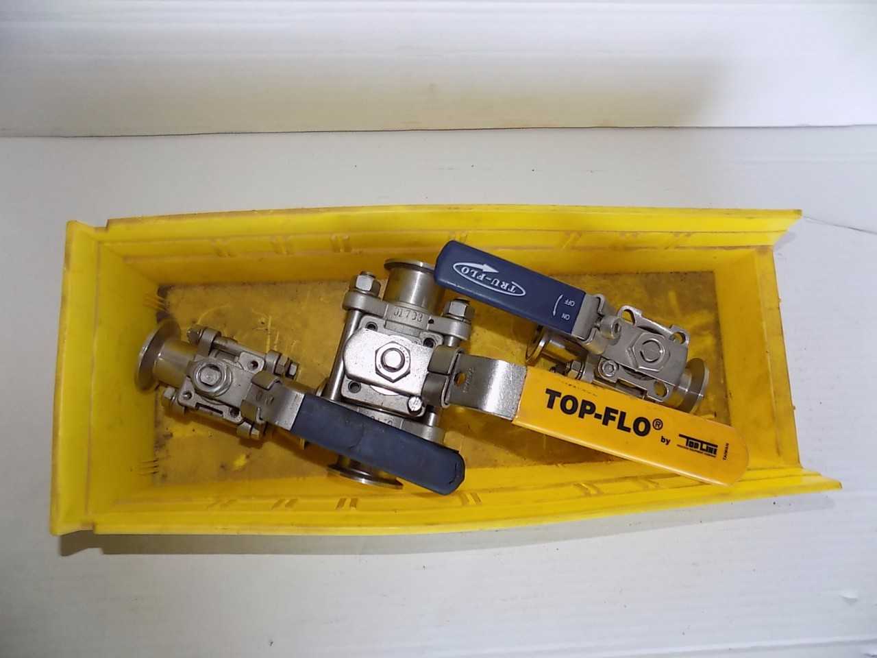 LOT OF 3 ASSORTED STAINLESS SANITARY CLAMP BALL VALVES - MISCELLANEOUS