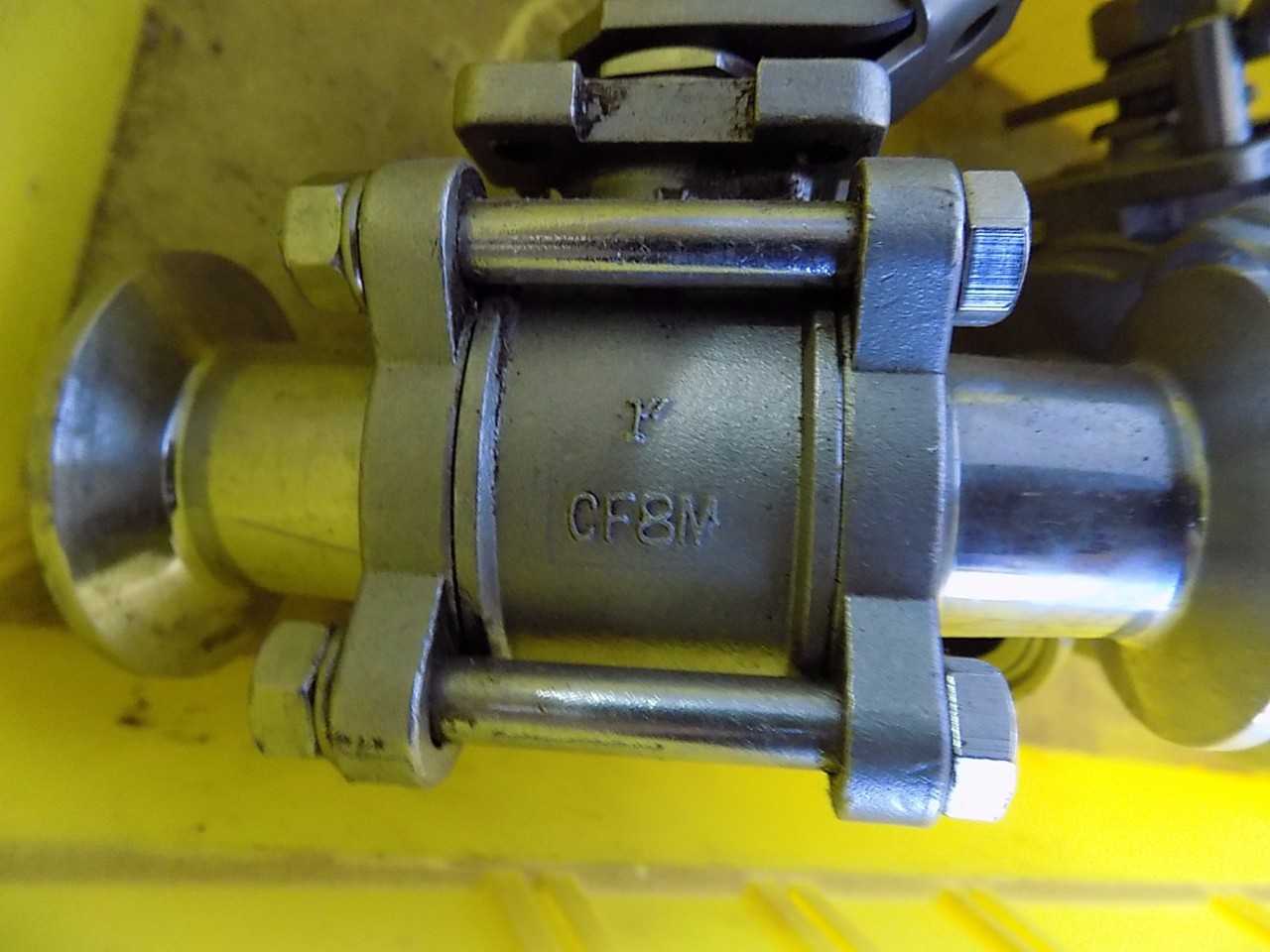 LOT OF 3 ASSORTED STAINLESS SANITARY CLAMP BALL VALVES - MISCELLANEOUS