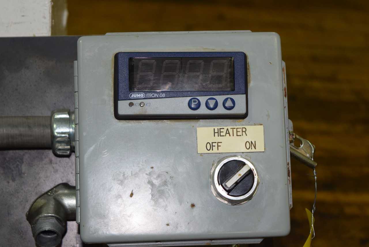 QUARTEC 2800 CONTROLLER WITH JUMO ITRON 08 PROGRAMMER AND KEYPAD - MISCELLANEOUS