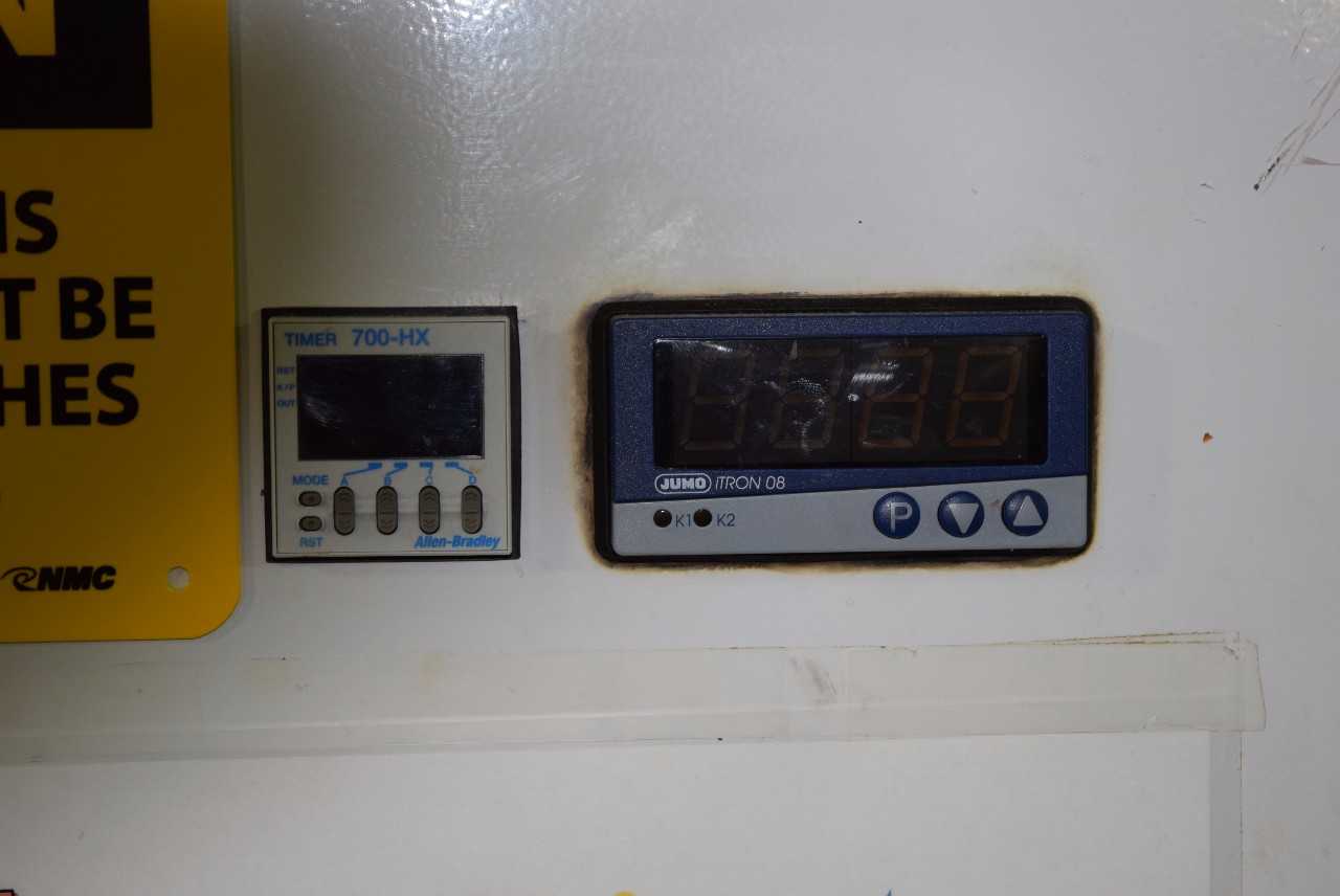 CONTROL CABINET WITH STARTERS, BREAKERS AND PUSH BUTTONS - MISCELLANEOUS