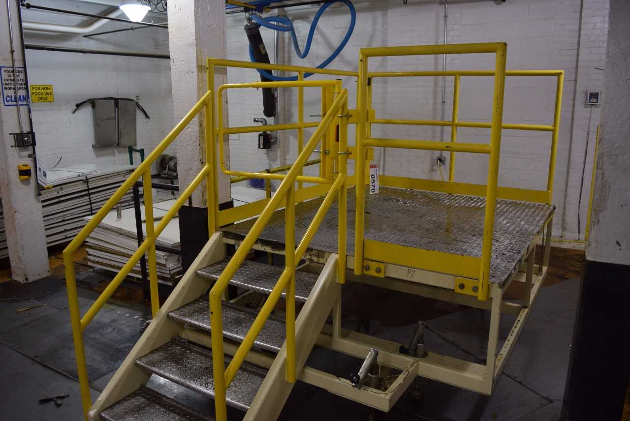 4 STEP STEEL SAFETY DECK PLATFORM IS ~80 X 70" - MISCELLANEOUS