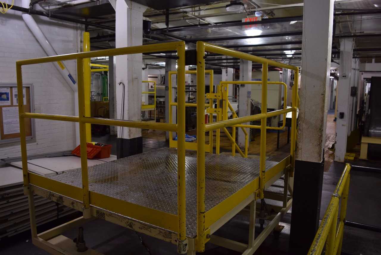 4 STEP STEEL SAFETY DECK PLATFORM IS ~80 X 70" - MISCELLANEOUS