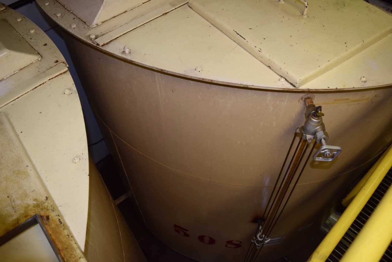 MCCARTER TANK 508 8 X 12' WITH AGITATOR, MOTOR AND GEAR REDUCER - MISCELLANEOUS