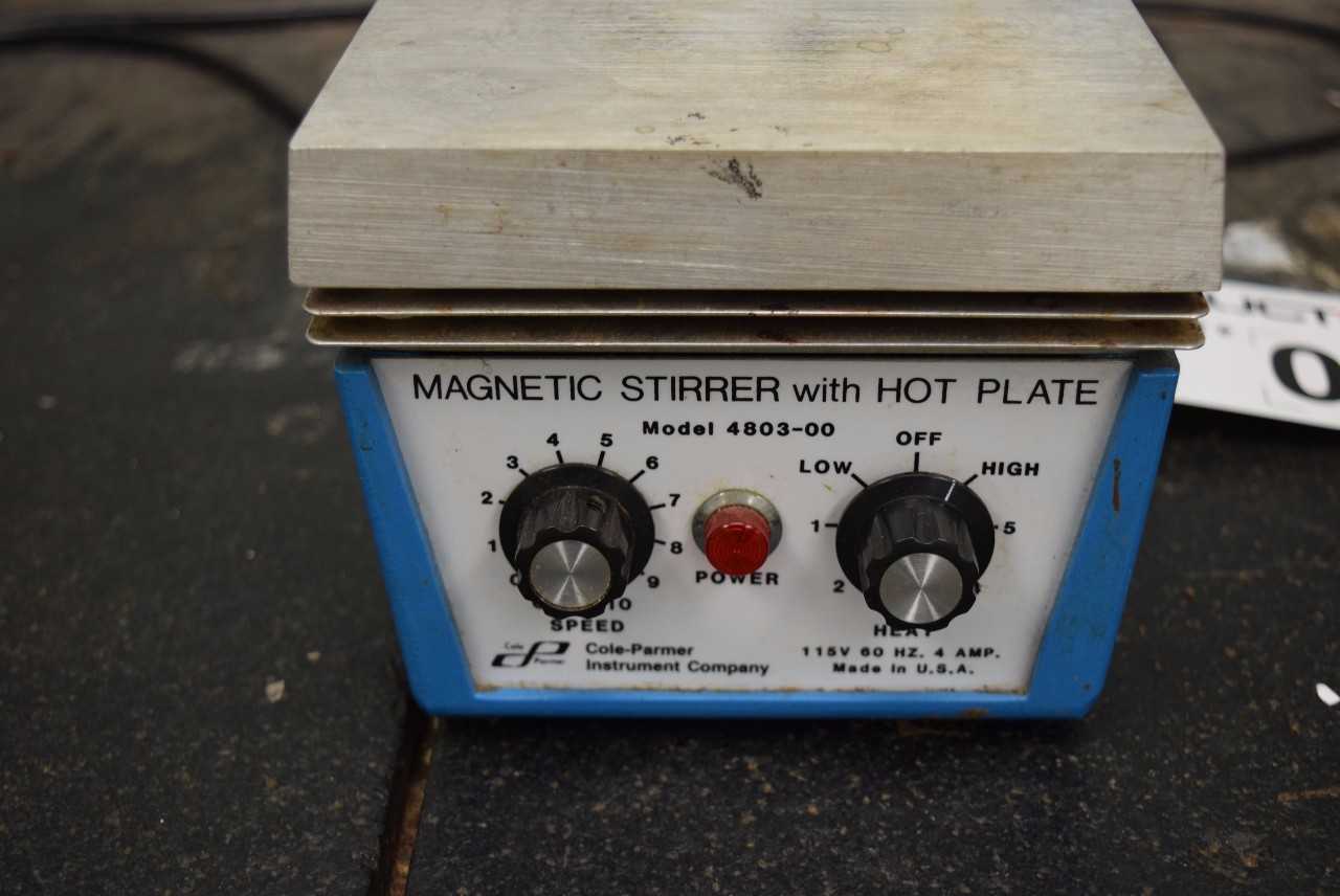 COLE-PARMER MODEL 4803-00 MAGNETIC STIRRER WITH HOT PLATE - MISCELLANEOUS
