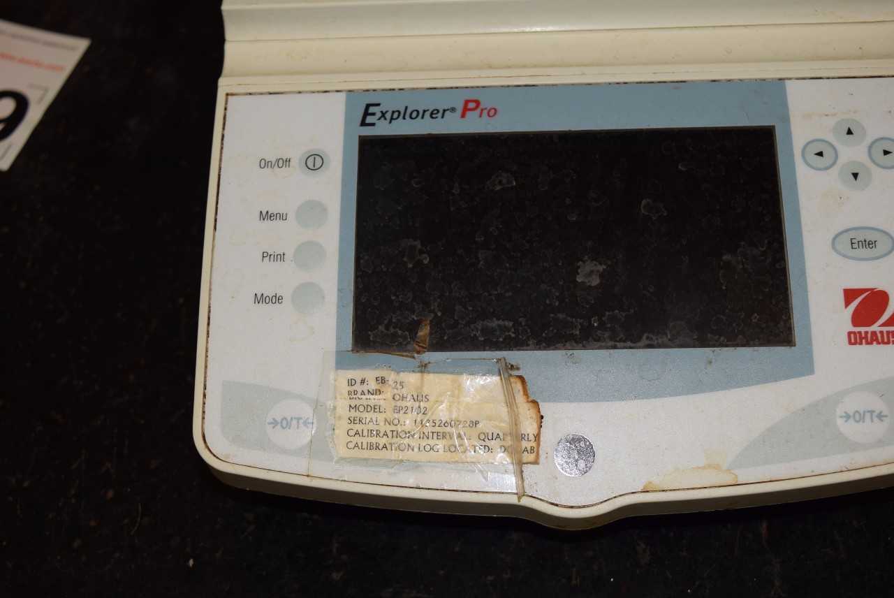 EXPLORER PRO OHAUS MODEL EP2102 DIGITAL BALANCE SCALE - MISCELLANEOUS