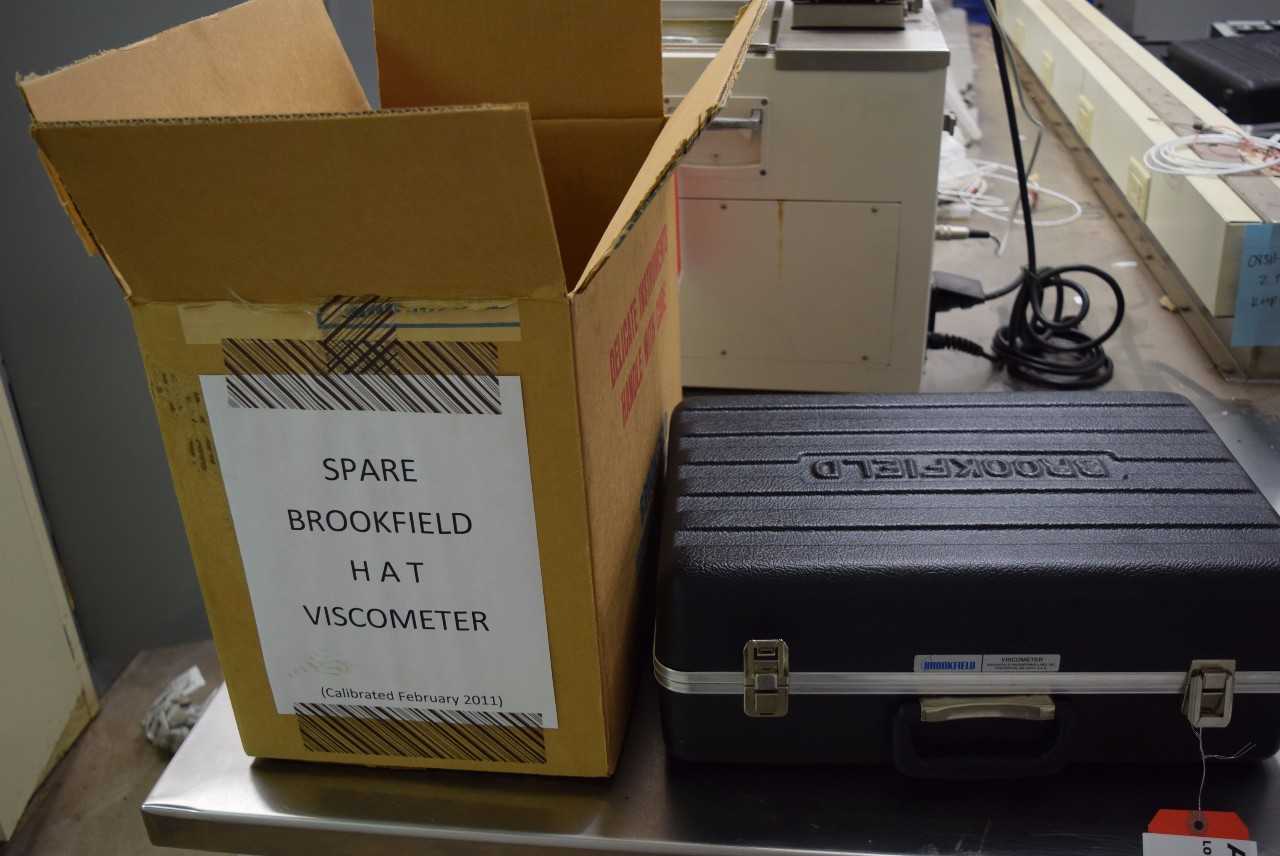 BROOKFIELD MODEL DV-III RHEOMETER VISCOMETER KIT - MISCELLANEOUS