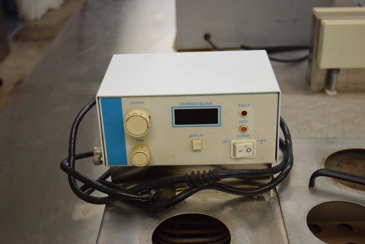 BROOKFIELD TC-200 CONSTANT TEMPERATURE BATH - MISCELLANEOUS