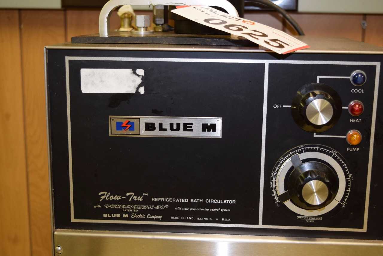 BLUE M FLOW TRU MODEL RBC-10A REFRIGERATOR BATH CIRCULATOR - MISCELLANEOUS