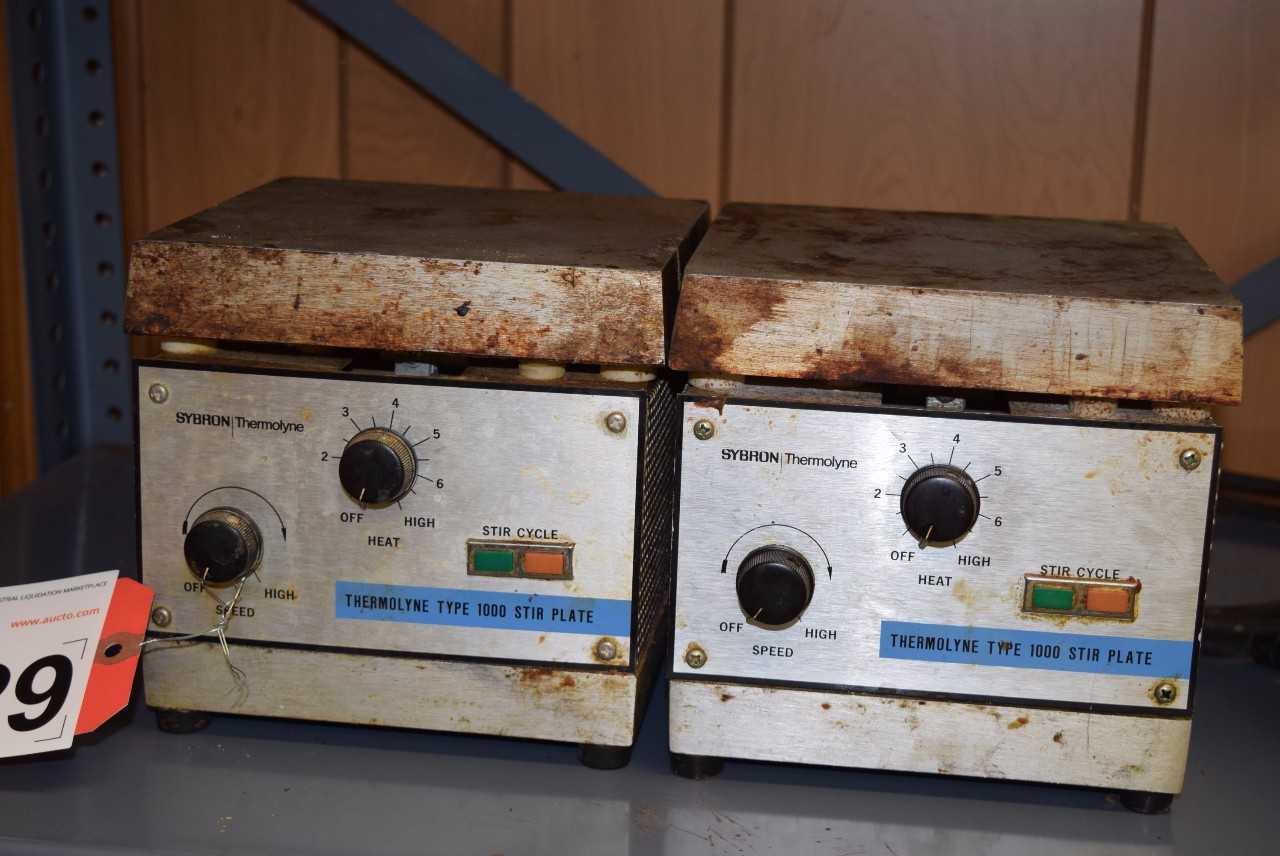 LOT OF 2 SYBRON THERMOLYNE TYPE 100 STIR PLATE - MISCELLANEOUS