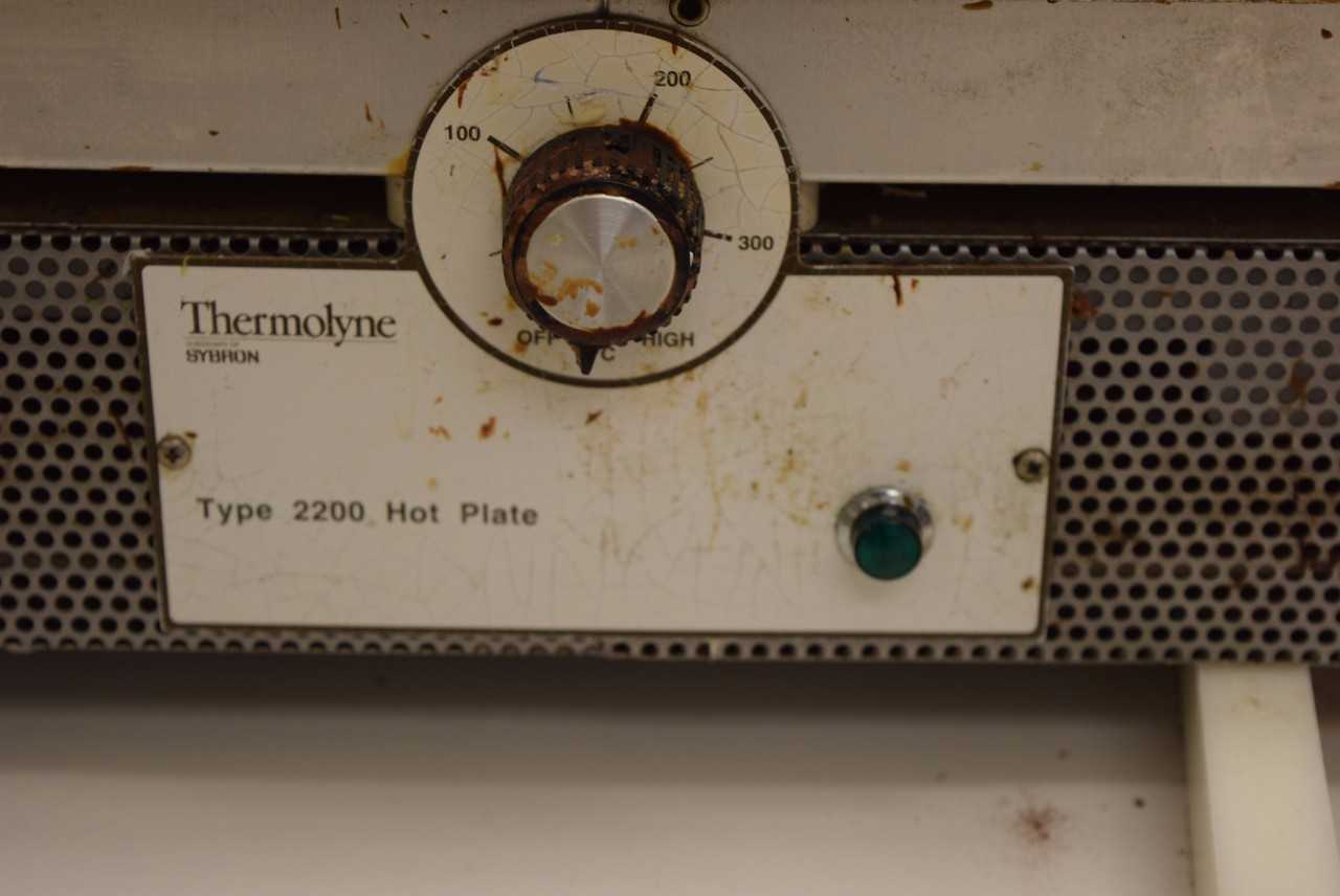 THERMOLYNE TYPE 2200 HOT PLATE - MISCELLANEOUS