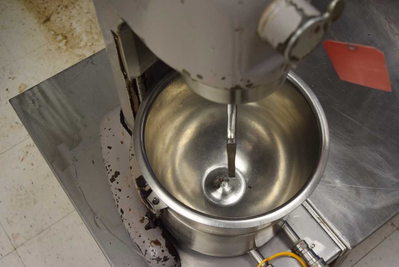HOBART C-100T MIXER WITH JACKETED MIXER BOWL AND ATTACHMENT - MISCELLANEOUS