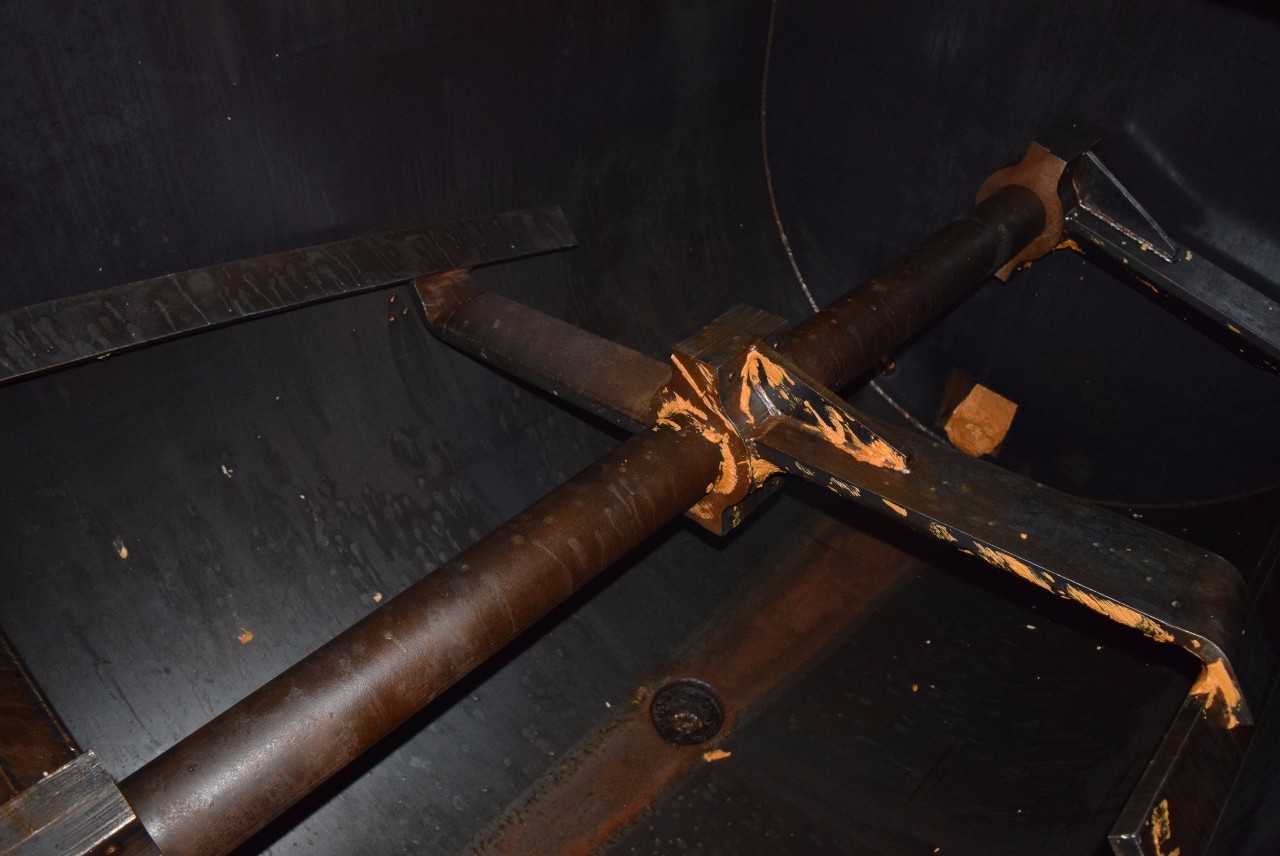 MCCARTER STEEL TANK 88 BOTTOM JACKETED SIDE SCRAPE AGITATOR - MISCELLANEOUS