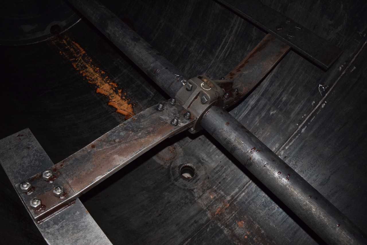 MCCARTER STEEL TANK 37 BOTTOM JACKETED WITH SIDE SCRAPE AGITATOR - MISCELLANEOUS