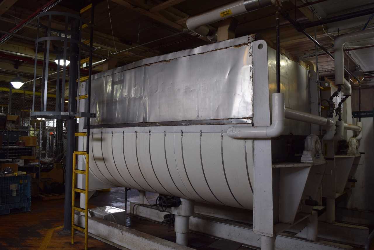 MCCARTER INSULATED BOTTOM JACKETED STEEL TANK 75 WITH AGITATOR - MISCELLANEOUS