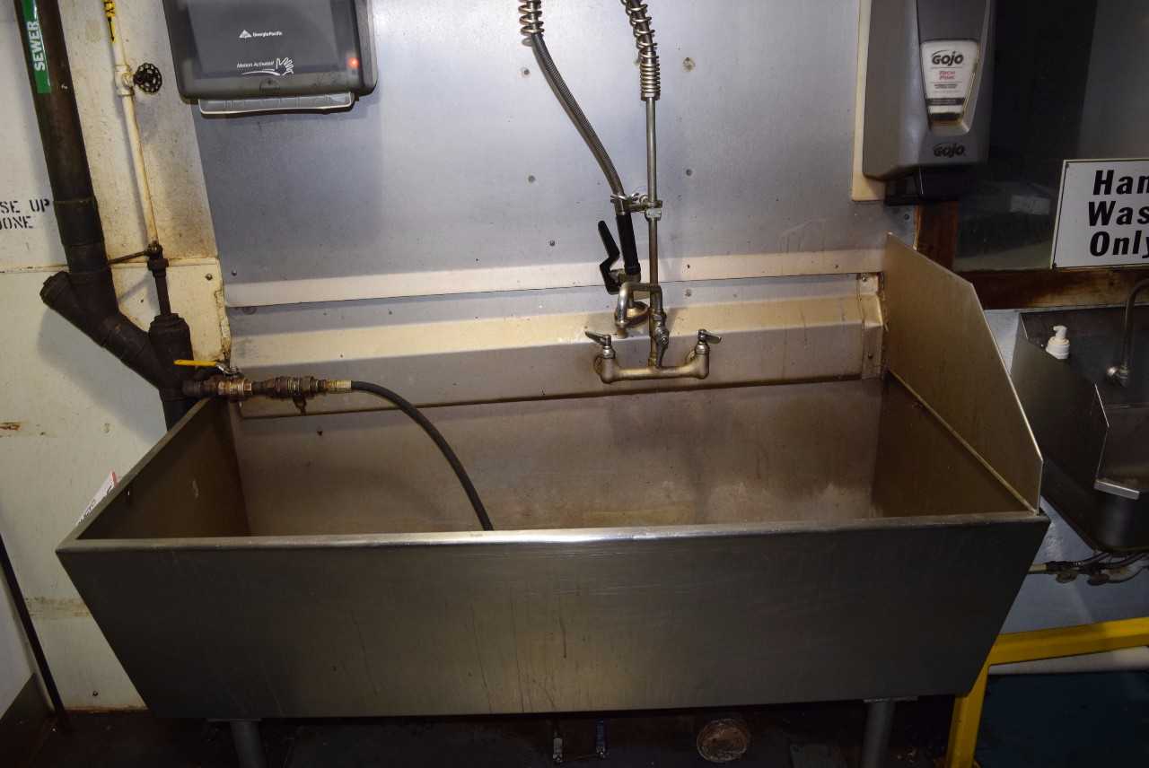 STAINLESS WASH BIN ~5 X 3' - MISCELLANEOUS