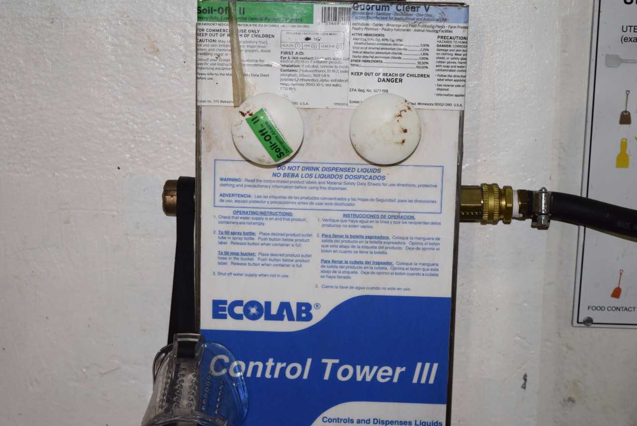 ECOLAB CONTROL TOWER 3 WITH CHEMICAL CLEANING STATION - MISCELLANEOUS