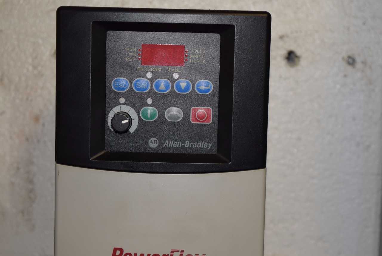 ALLEN BRADLEY POWERFLEX 40 7.5 HP AC MOTOR DRIVE - MISCELLANEOUS