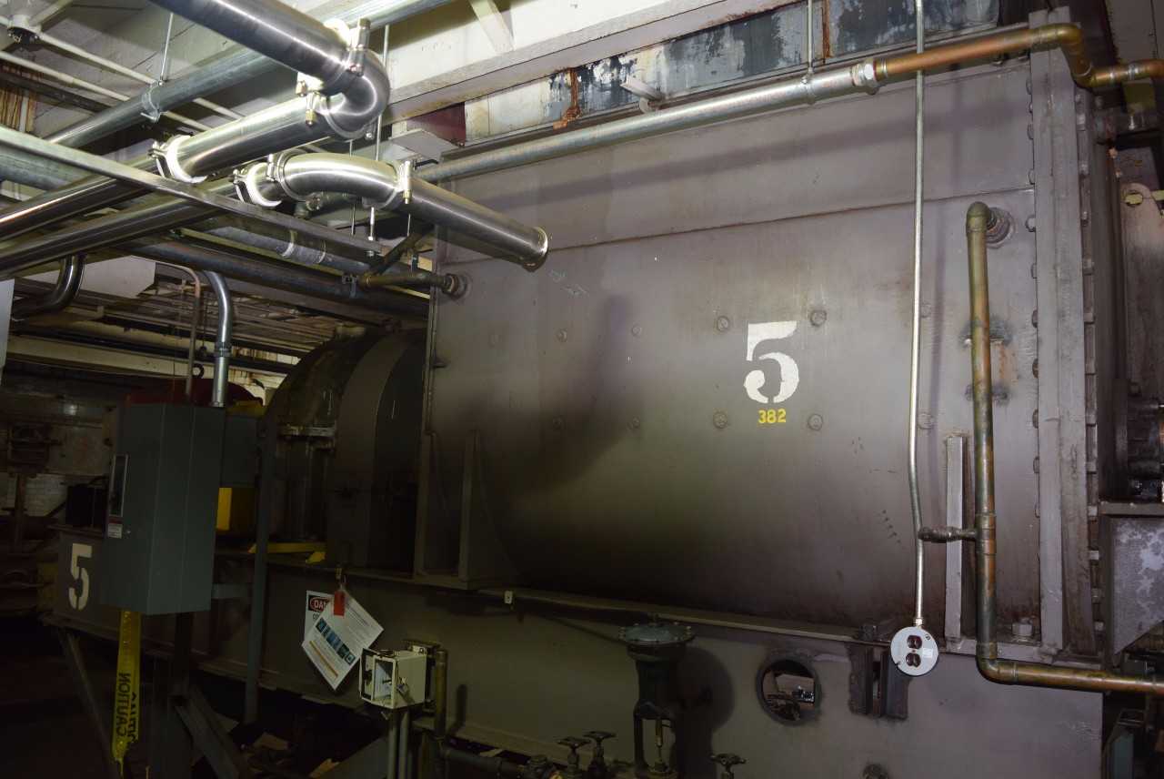 MCCARTER STEEL PUG MILL TANK 5 WITH ELIOT 100 HP MOTOR - MISCELLANEOUS