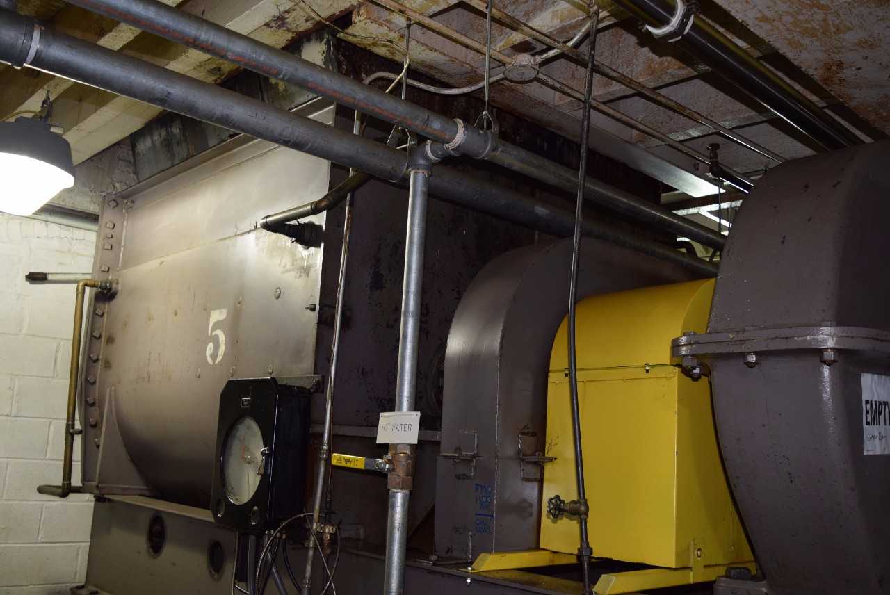 MCCARTER STEEL PUG MILL TANK 5 WITH ELIOT 100 HP MOTOR - MISCELLANEOUS