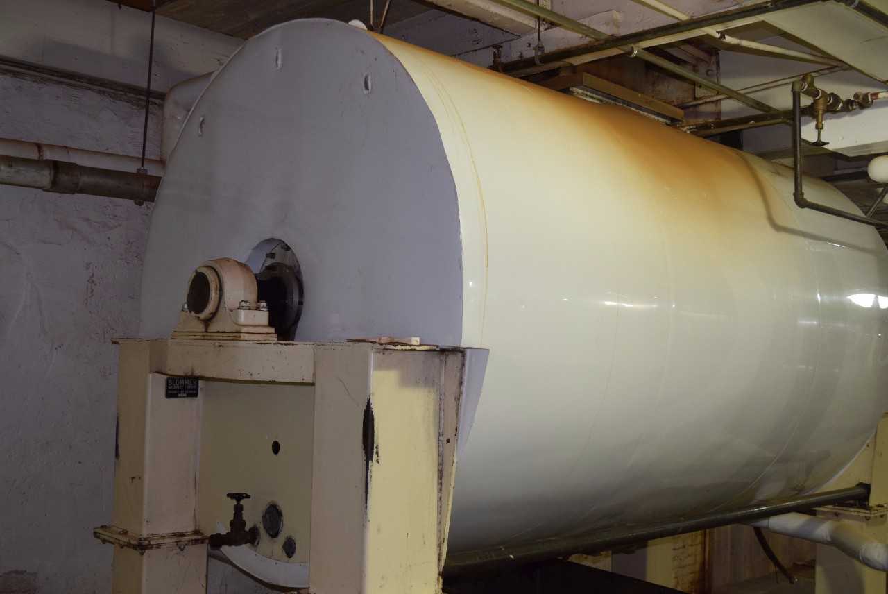 BLOMMER INSULATED FULL JACKETED MIXING TANK 34 WITH AGITATOR - MISCELLANEOUS