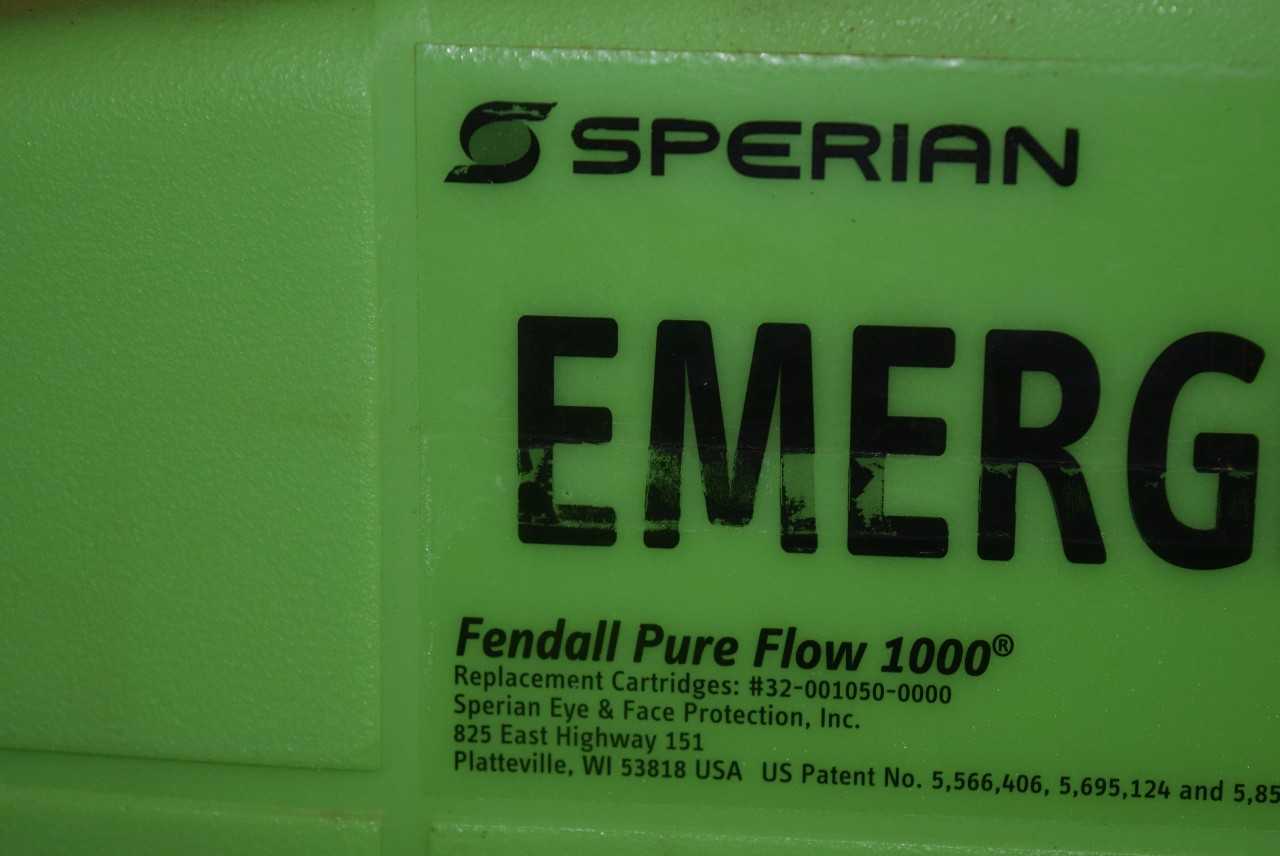 SPERIAN EMERGENCY EYEWASH STATION FENDALL PURE FLOW 1000 - MISCELLANEOUS
