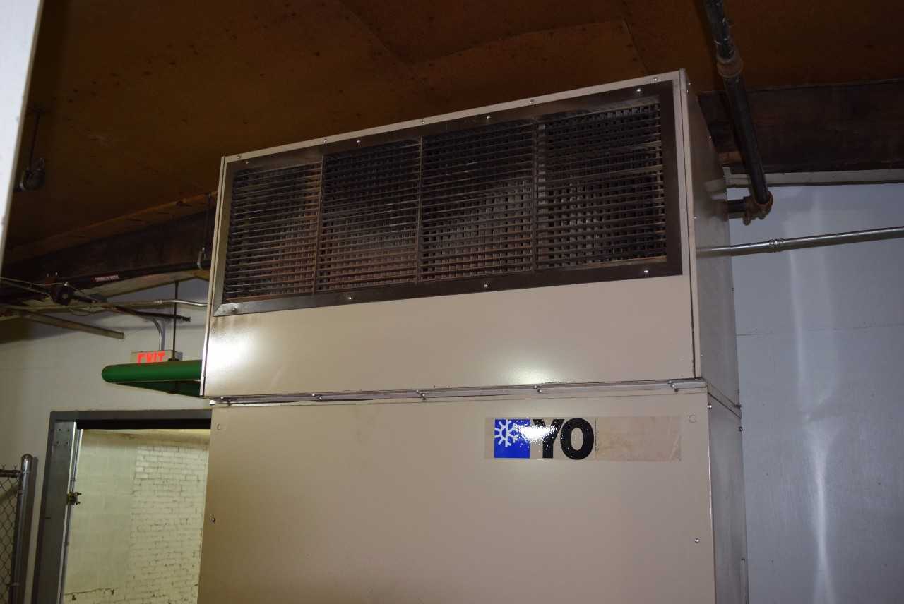 UNITARY PRODUCTS GROUP CENTRAL COOLING AIR CONDITIONER C2ED12046A - MISCELLANEOUS